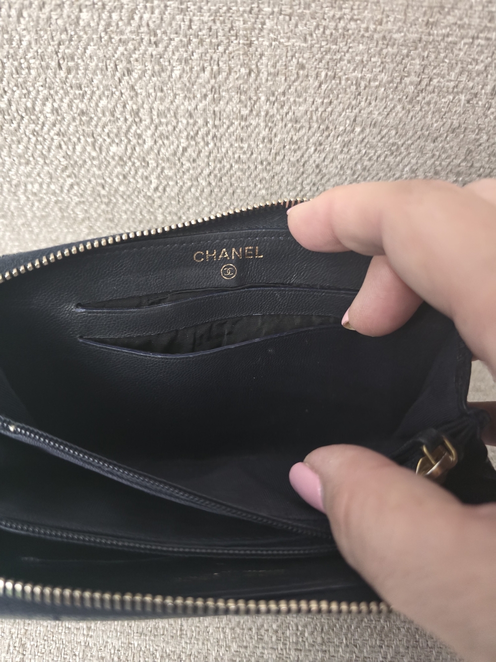Authentic CHANEL 2.55 Quilted Denim Zip-Around Wallet – Great Condition - Picture 7 of 11
